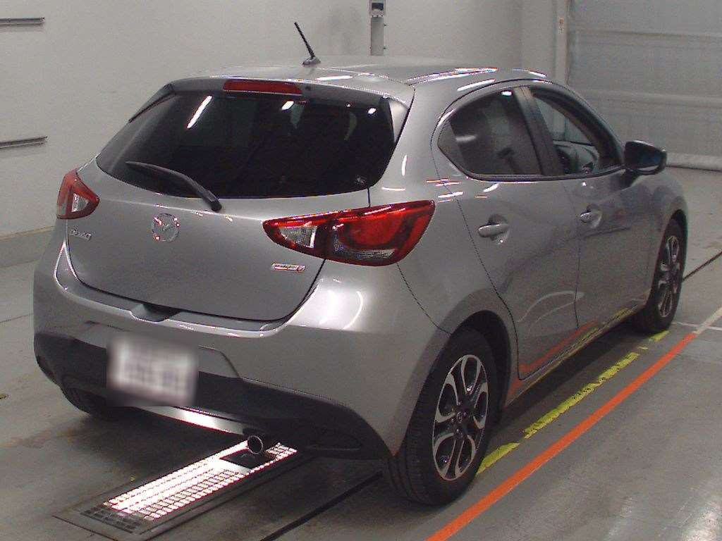 2015 Mazda Demio DJ5FS[1]