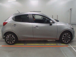 2015 Mazda Demio