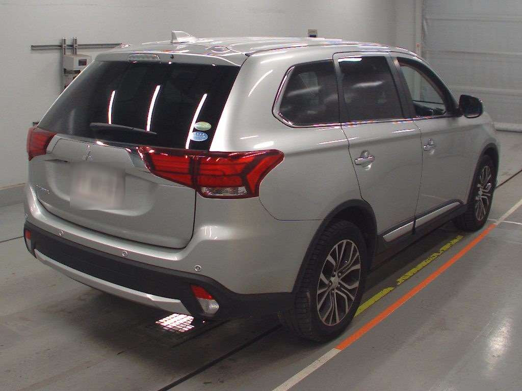 2017 Mitsubishi Outlander GF8W[1]