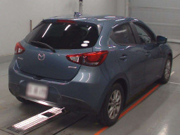 2016 Mazda Demio