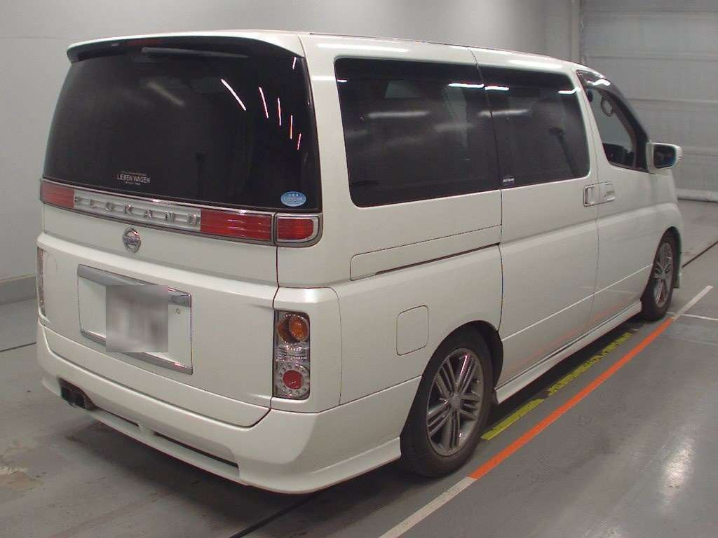 2006 Nissan Elgrand NE51[1]