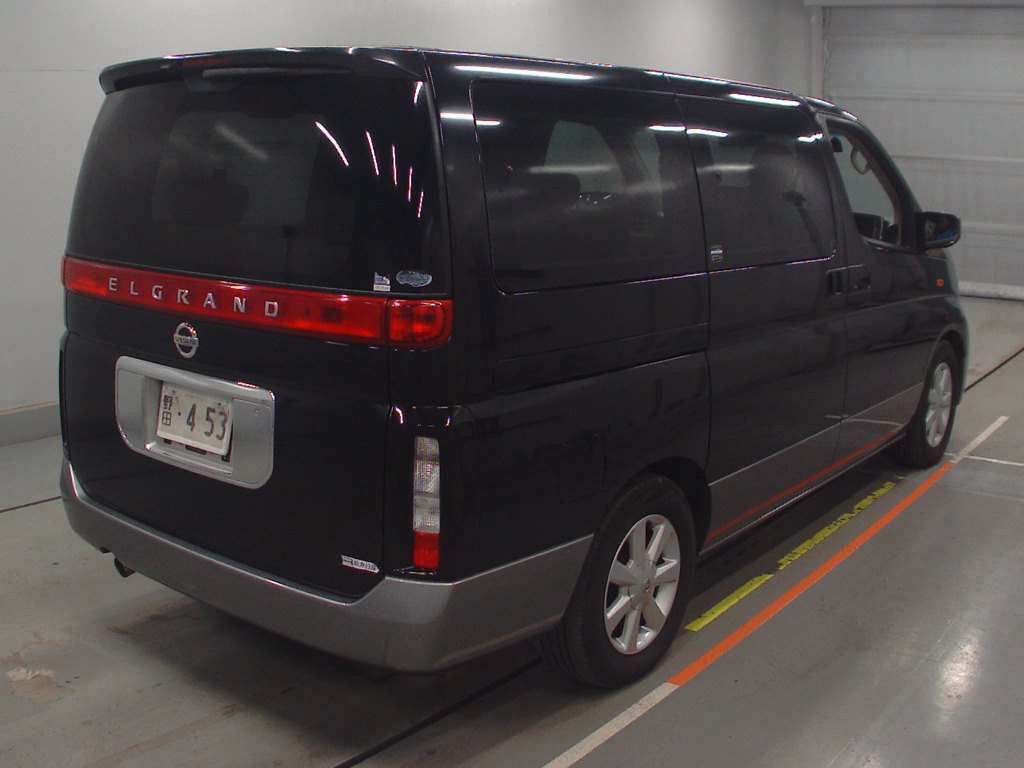 2003 Nissan Elgrand E51[1]