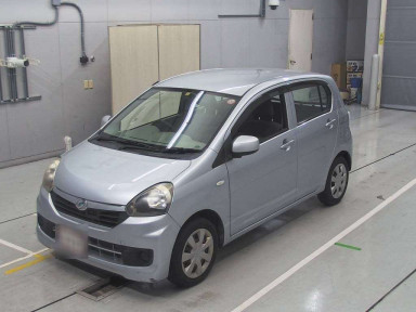 2014 Daihatsu Mira es