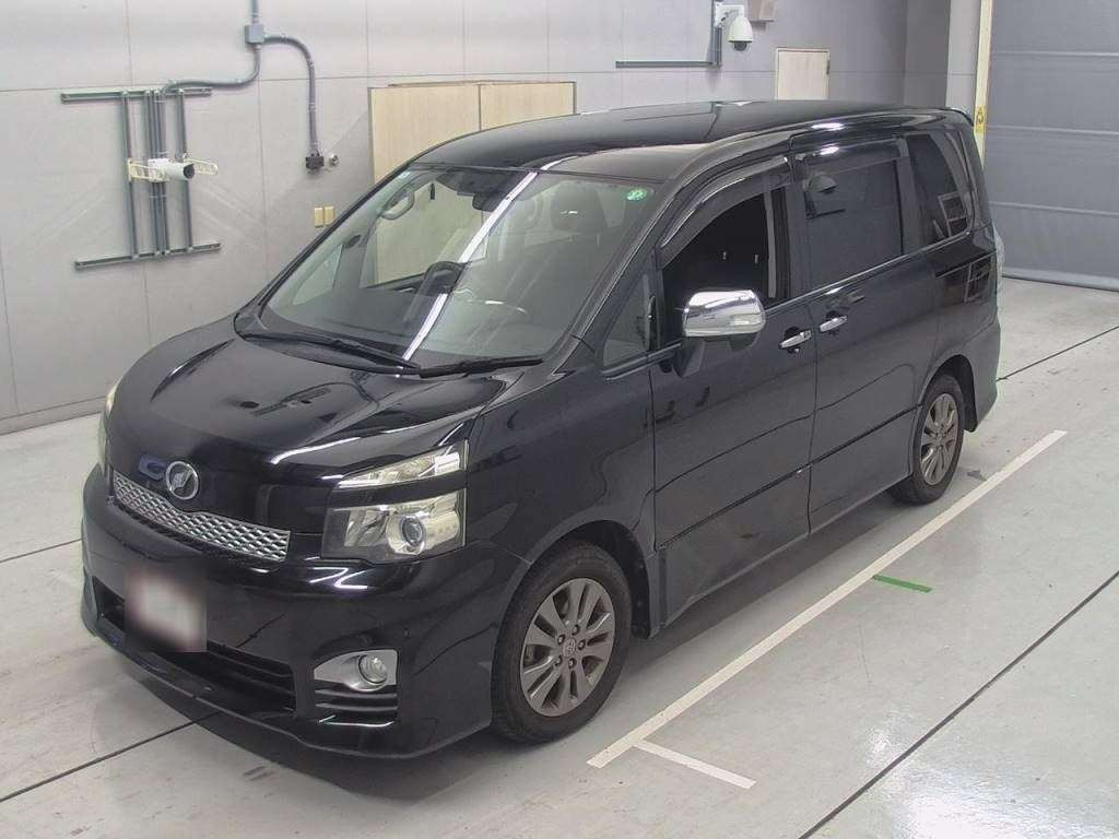 2011 Toyota Voxy ZRR70W[0]