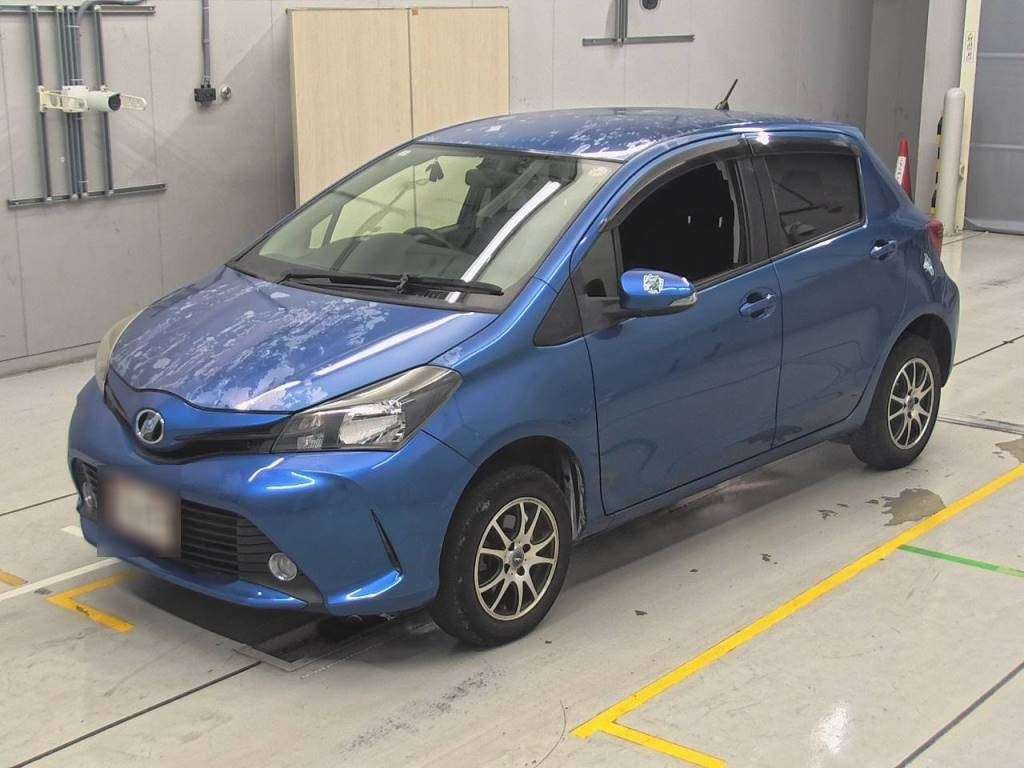 2014 Toyota Vitz NSP135[0]