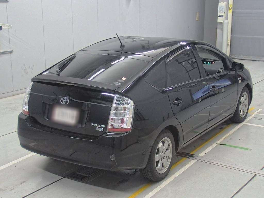 2010 Toyota Prius NHW20[1]