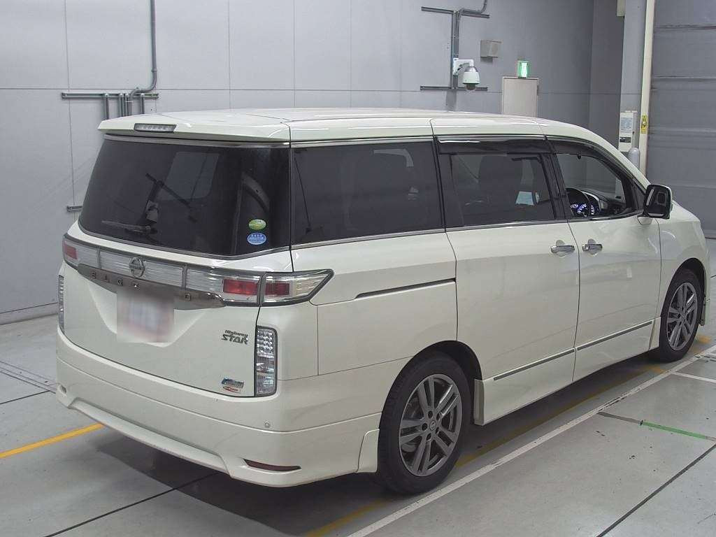 2012 Nissan Elgrand TE52[1]