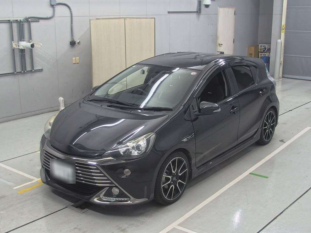 2014 Toyota Aqua NHP10[0]