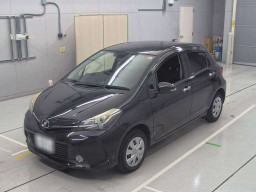 2016 Toyota Vitz