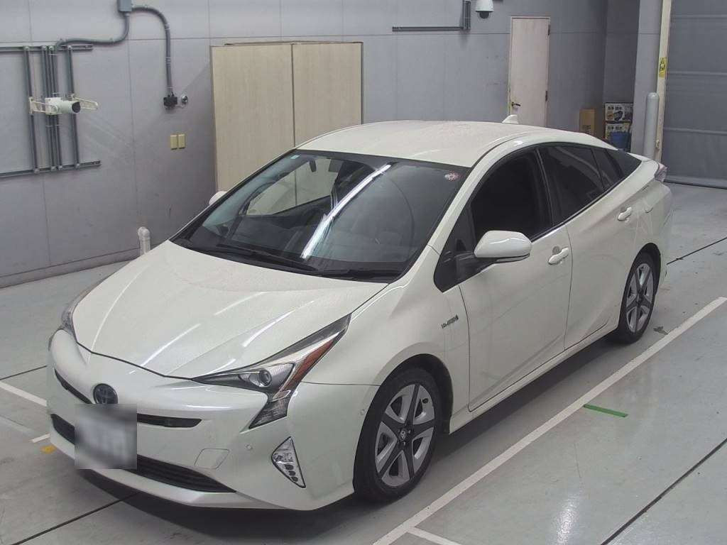 2016 Toyota Prius ZVW51[0]