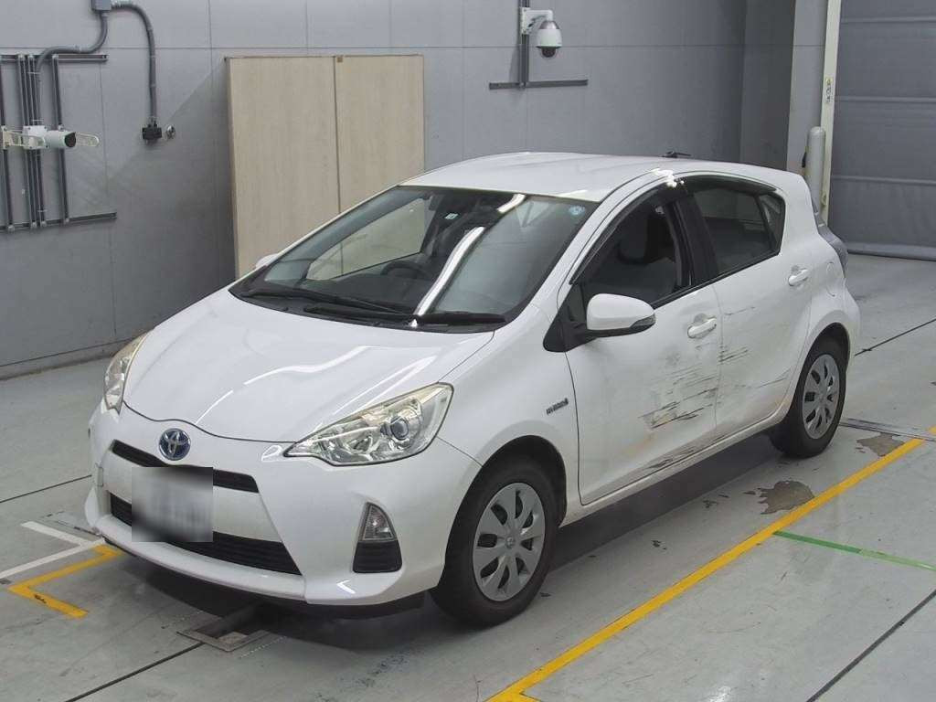 2014 Toyota Aqua NHP10[0]