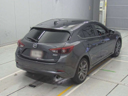 2016 Mazda Axela Sport