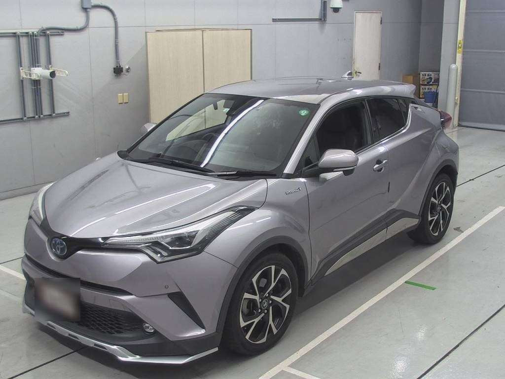 2018 Toyota C-HR ZYX10[0]