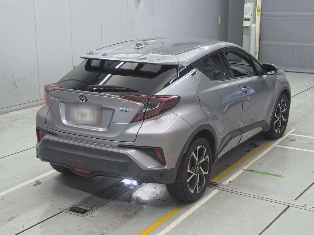 2018 Toyota C-HR ZYX10[1]