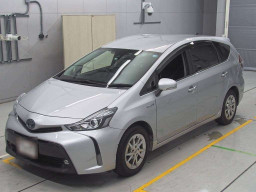 2019 Toyota Prius alpha