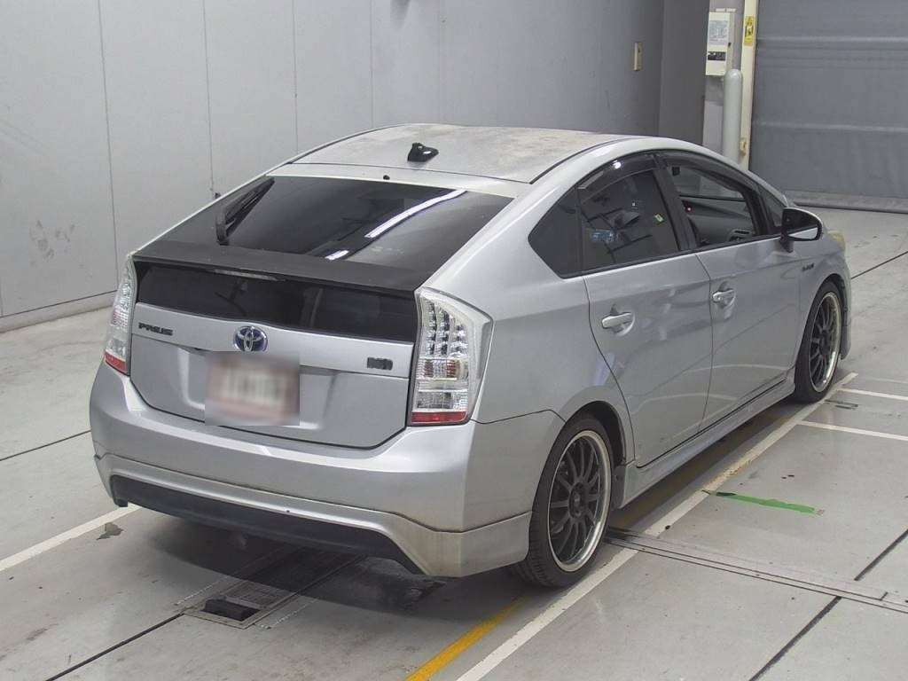 2009 Toyota Prius ZVW30[1]