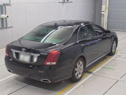 2012 Toyota Crown Majesta