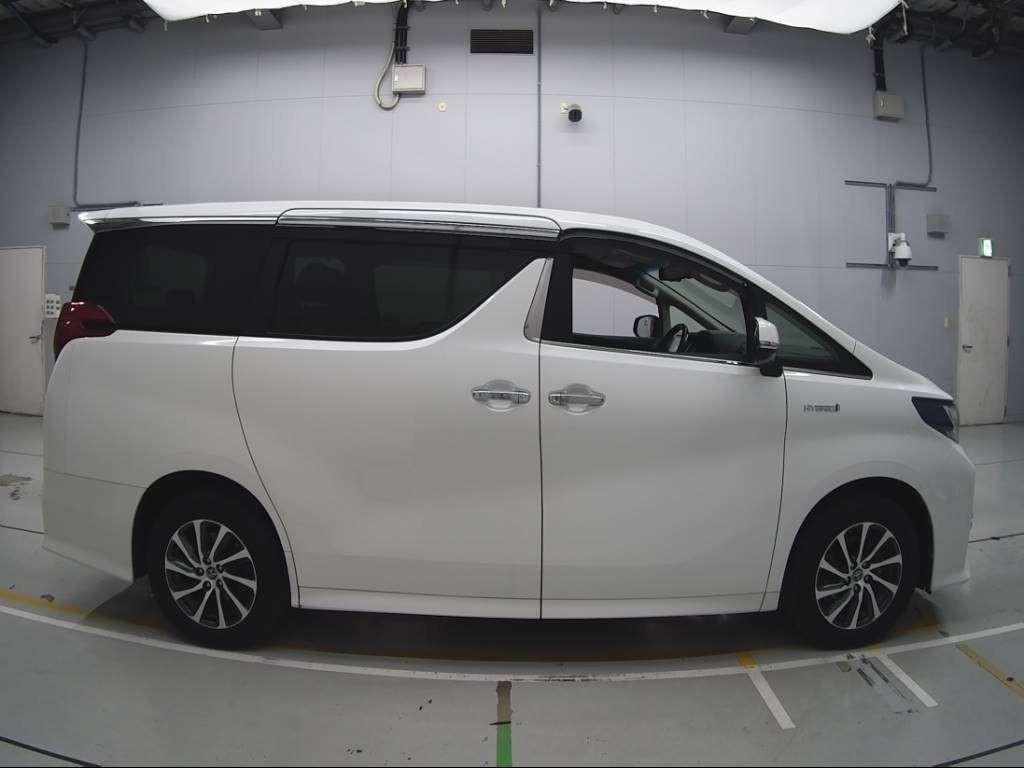 2015 Toyota Alphard Hybrid AYH30W[2]