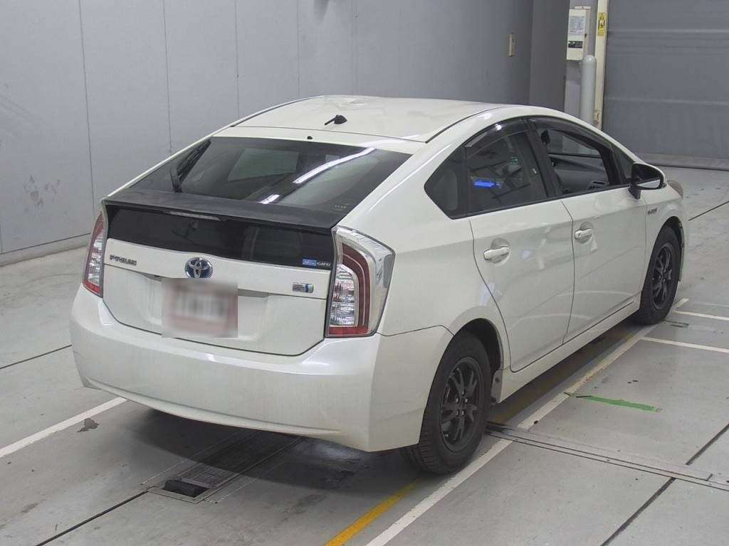 2012 Toyota Prius ZVW30[1]