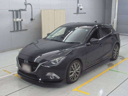 2015 Mazda Axela Sport