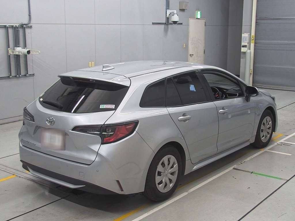 2020 Toyota Corolla Touring Wagon ZRE212W[1]