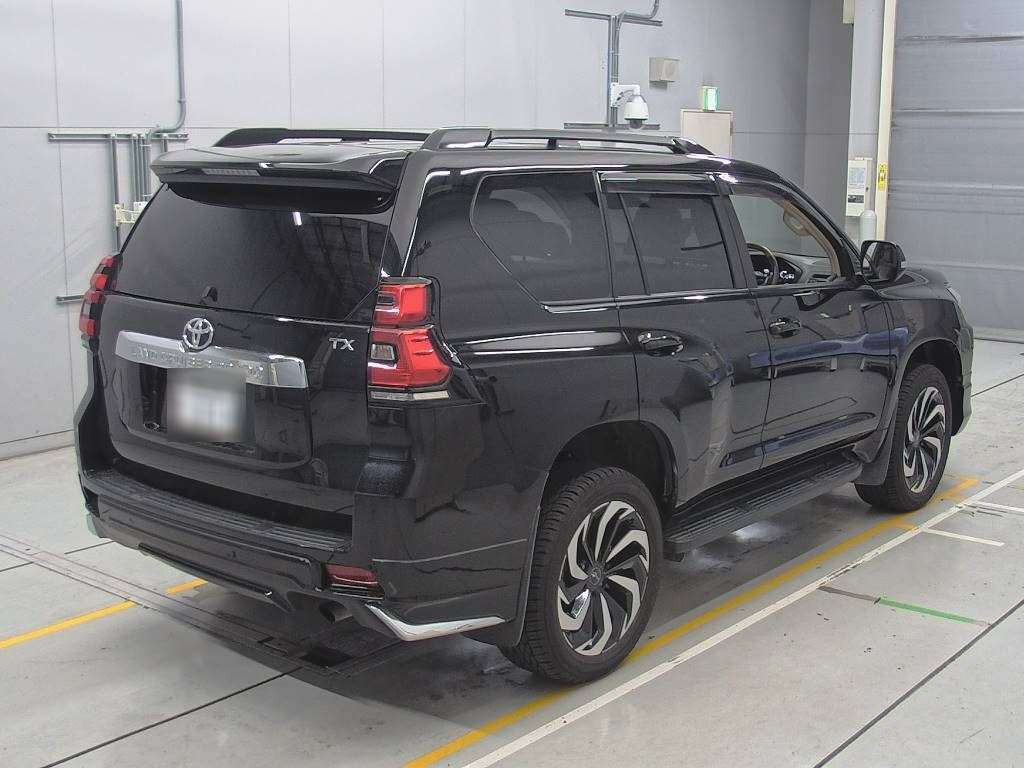 2021 Toyota Land Cruiser Prado TRJ150W[1]