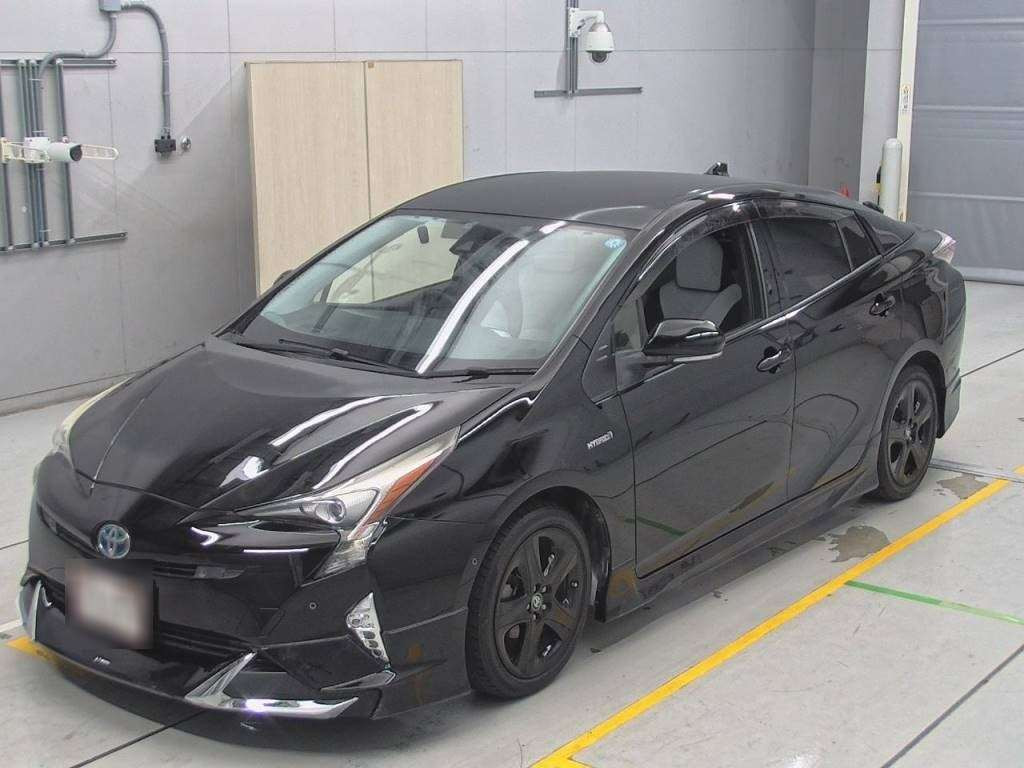 2015 Toyota Prius ZVW51[0]