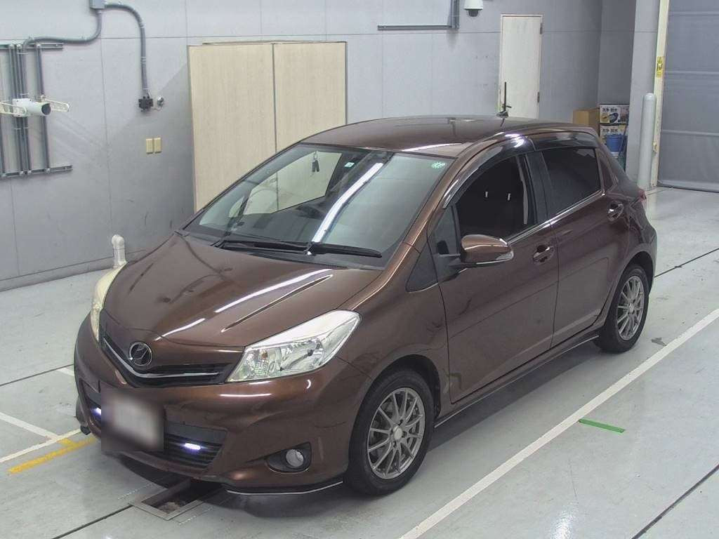 2012 Toyota Vitz KSP130[0]