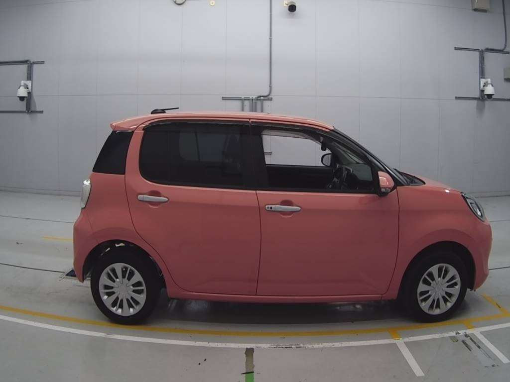 2019 Daihatsu Boon M700S[2]