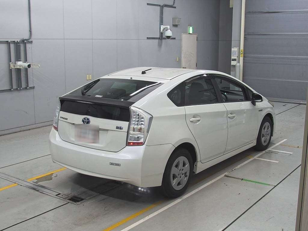 2011 Toyota Prius ZVW30[1]