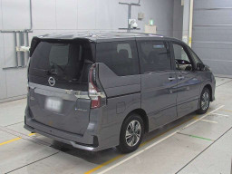 2022 Nissan Serena