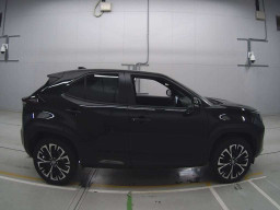 2024 Toyota YARIS CROSS