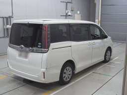 2018 Toyota Noah