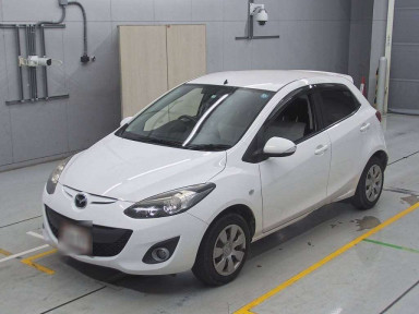 2013 Mazda Demio