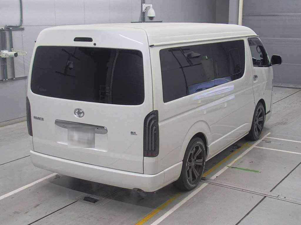 2016 Toyota Hiace Wagon TRH214W[1]