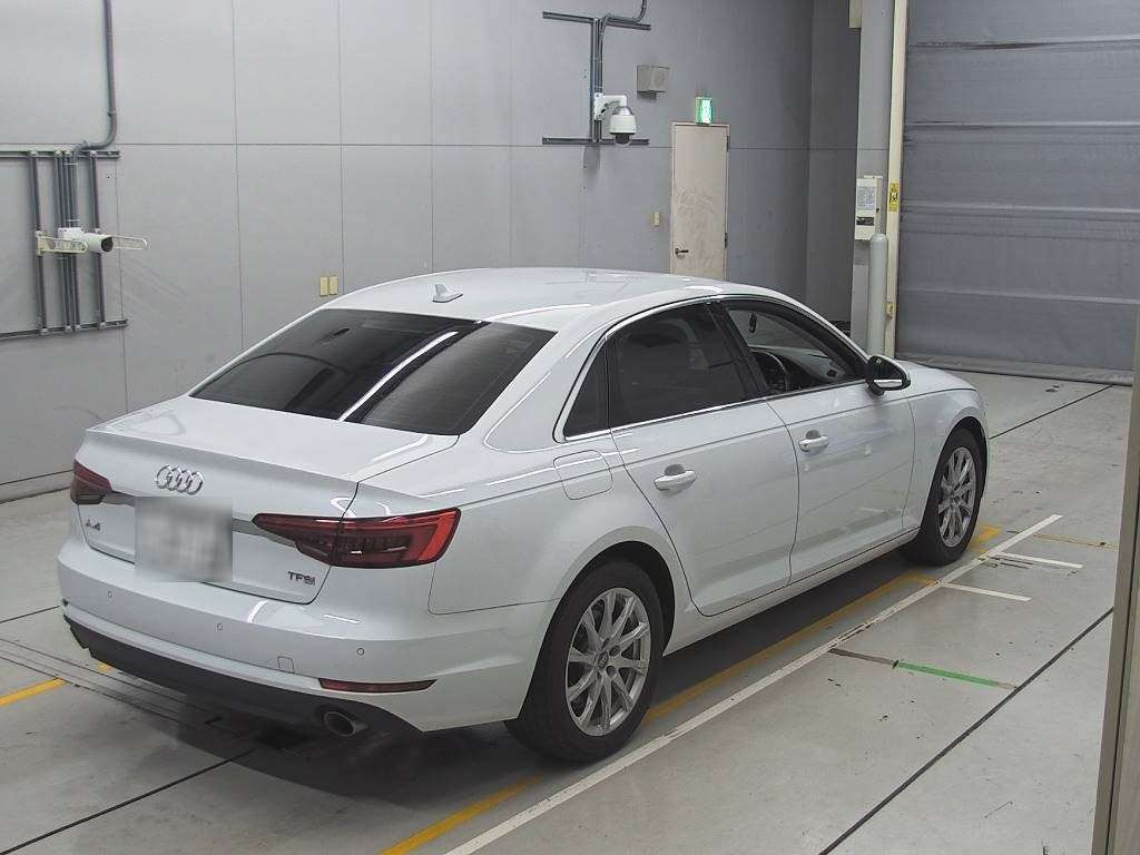 2016 Audi A4 8WCVK[1]