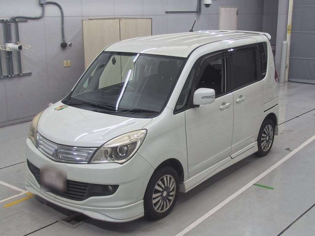 2011 Mitsubishi Delica D2 MB15S[0]