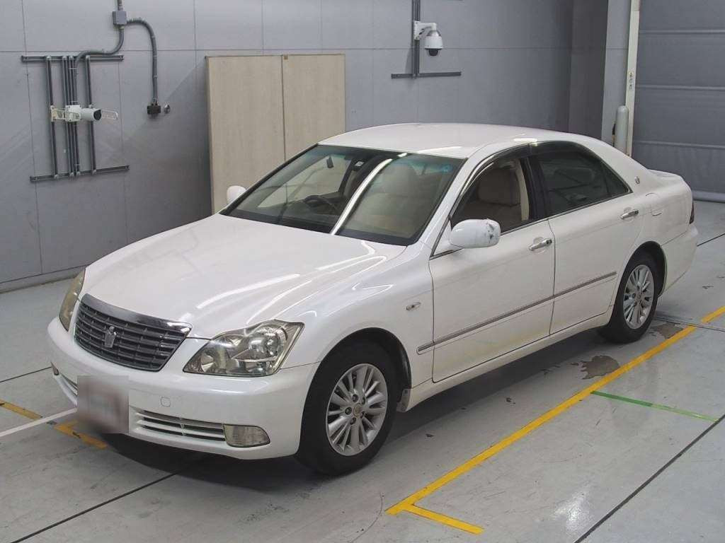 2005 Toyota Crown GRS180[0]