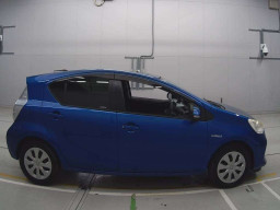 2013 Toyota Aqua