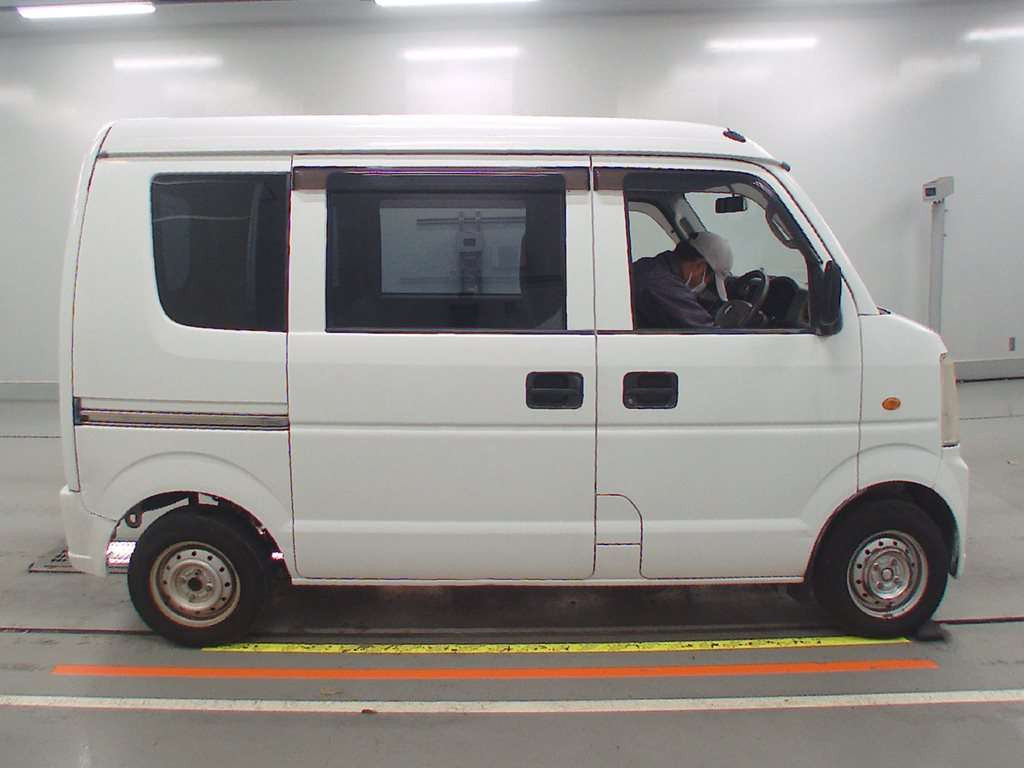 2010 Suzuki Every DA64V[2]