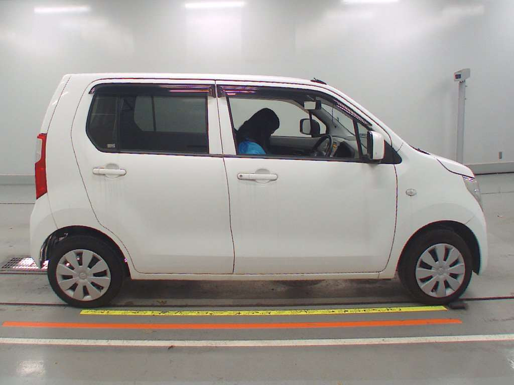 2016 Suzuki Wagon R MH34S[2]