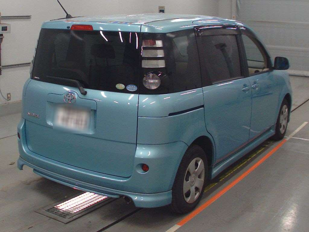 2008 Toyota Sienta NCP81G[1]