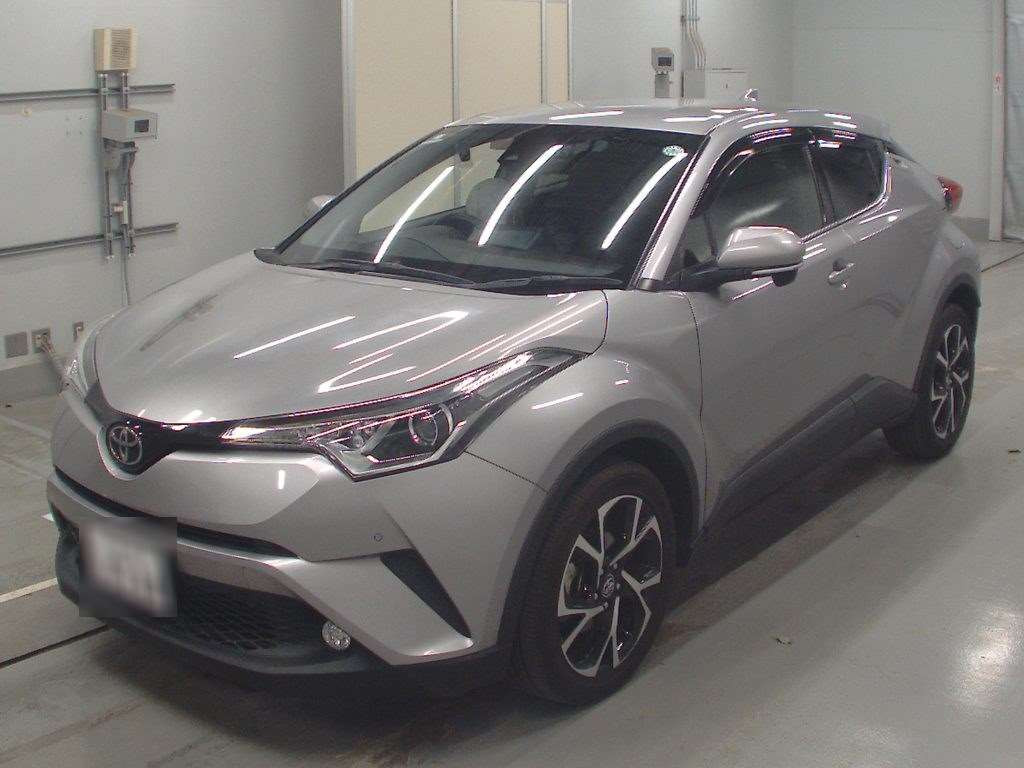 2017 Toyota C-HR NGX50[0]