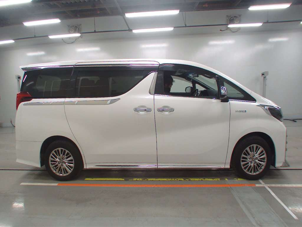 2020 Toyota Alphard Hybrid AYH30W[2]