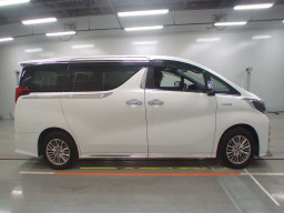 2020 Toyota Alphard Hybrid