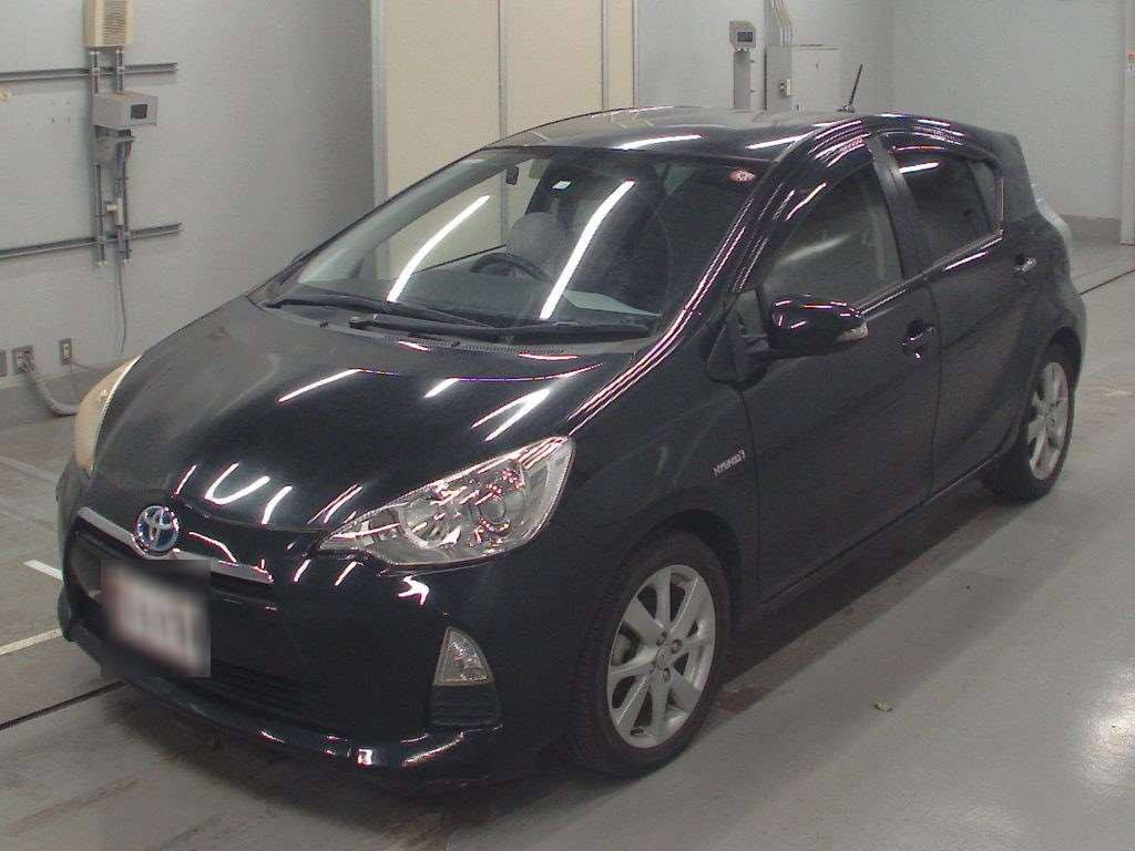 2012 Toyota Aqua NHP10[0]