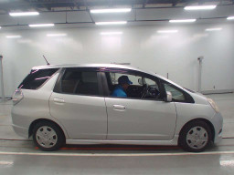 2012 Honda Fit Shuttle Hybrid