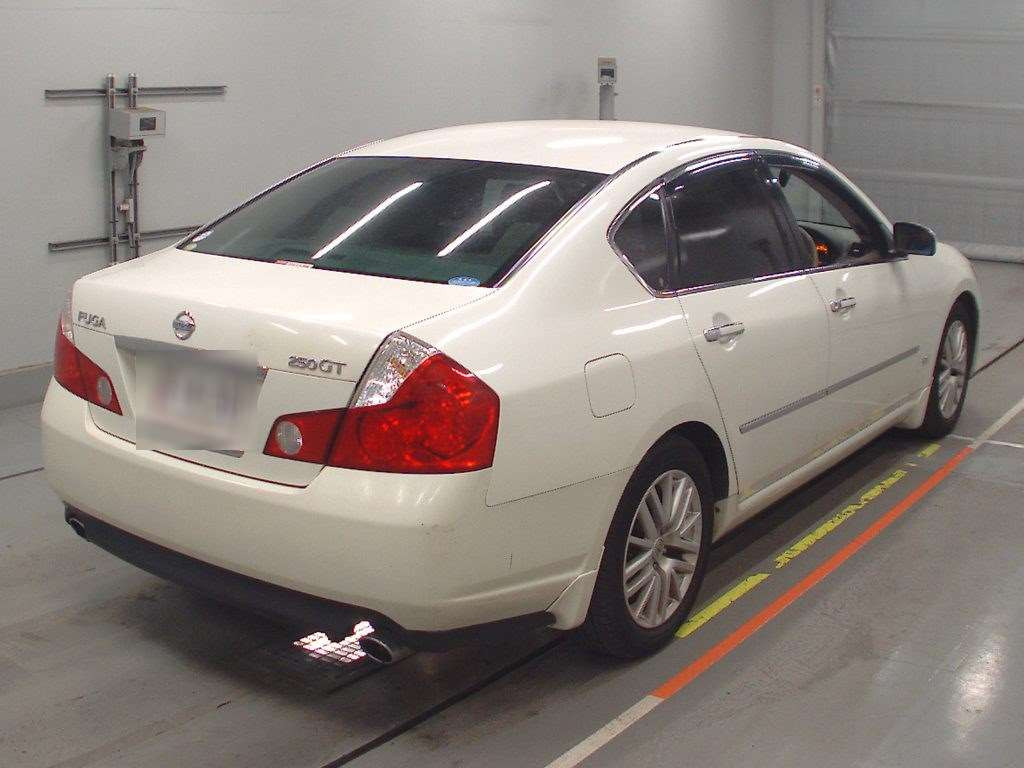 2005 Nissan Fuga Y50[1]