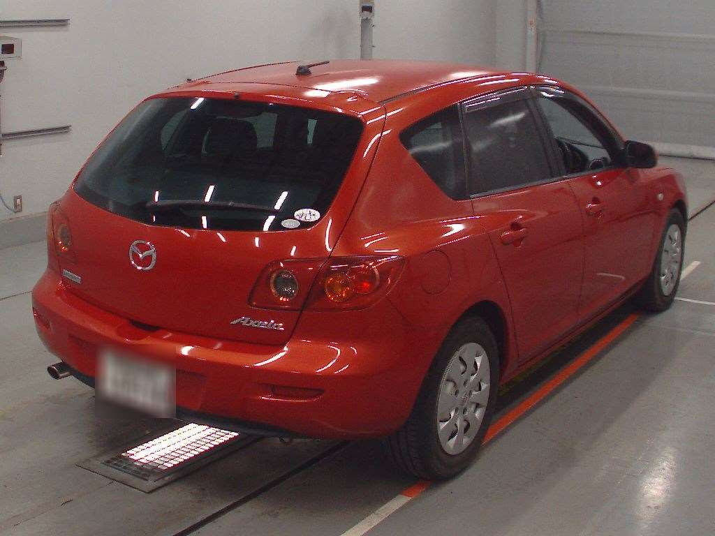 2004 Mazda Axela Sport BK5P[1]