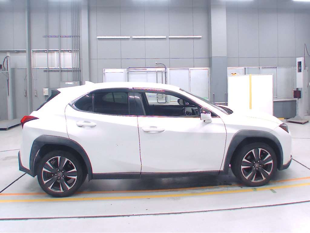 2018 Lexus UX MZAA10[2]